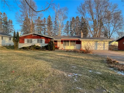 1115 W Stout St, Rice Lake, WI 54868