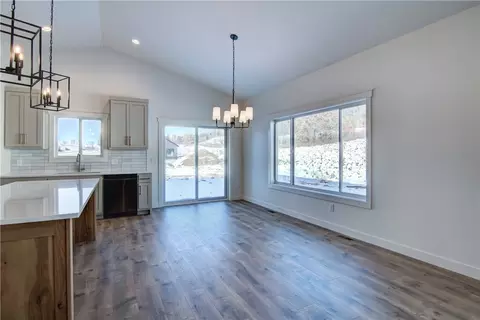 E5273 Queen's Drive, Eleva, WI 54738 photo 9