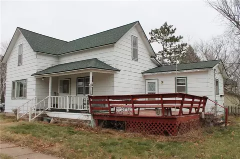 706 2nd St, Shell Lake, WI 54871