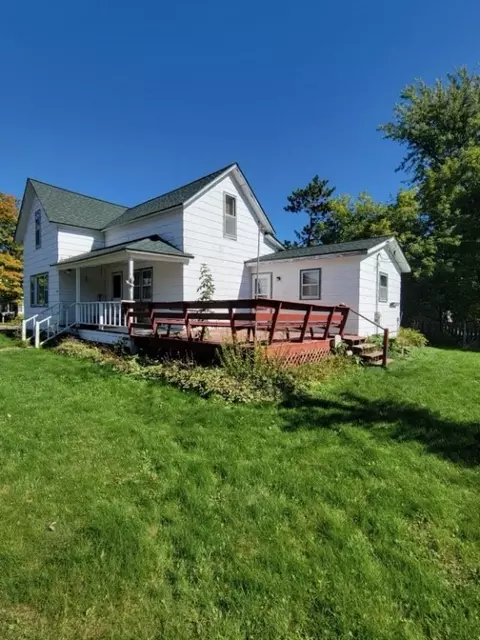 706 2nd St, Shell Lake, WI 54871 photo 2