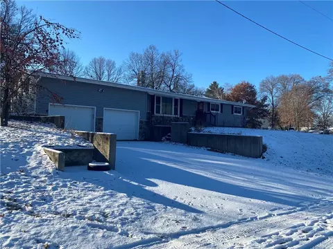 306 E Walnut St, Strum, WI 54770