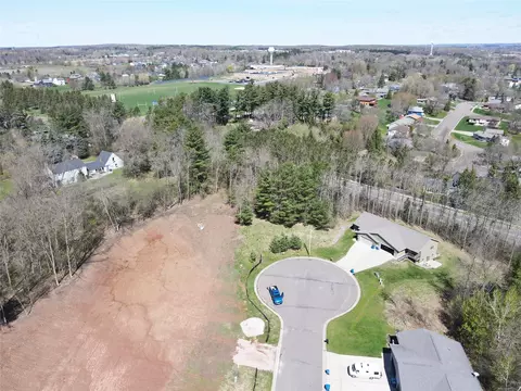 950 Emerald Ct, Rice Lake, WI 54868