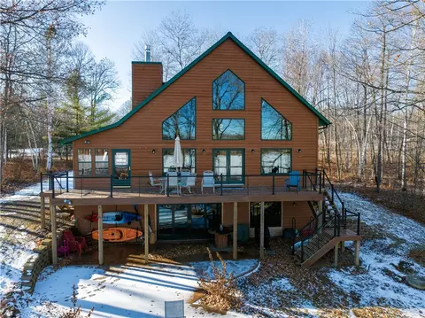 2904 N Jesse Rd, Sarona, WI 54870