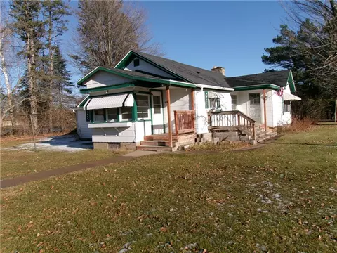 10596 W Church St, Radisson, WI 54867