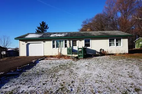122 Princeton Dr, Elk Mound, WI 54739