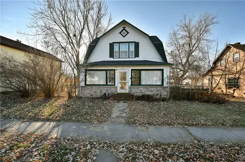 214 6th Ave, Shell Lake, WI 54871