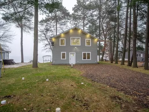 28027 256th St, Holcombe, WI 54745