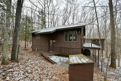 14990 Nordmor Rd, Cable, WI 54821