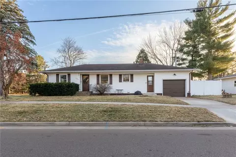 403 Bridgewater Ave, Chippewa Falls, WI 54729
