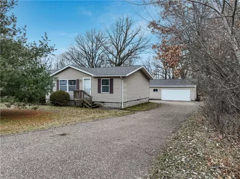 23698 69th Ave, Cadott, WI 54727