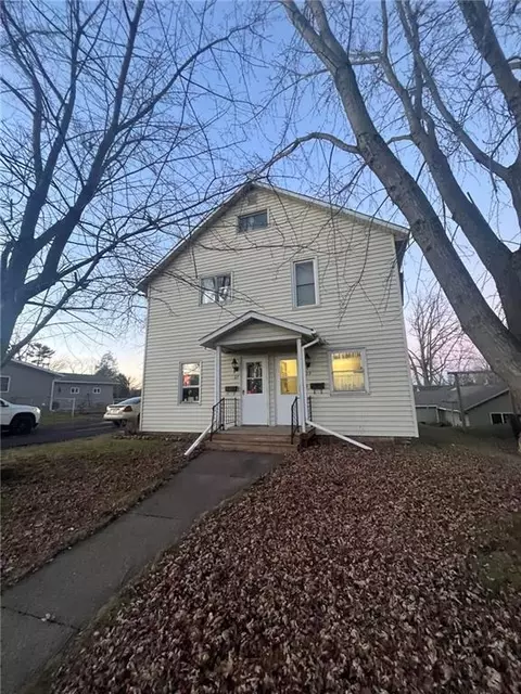 27 E La Salle Ave #1-2, Barron, WI 54812