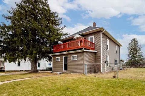 334 W Lincoln Ave #1-2, Fall Creek, WI 54742