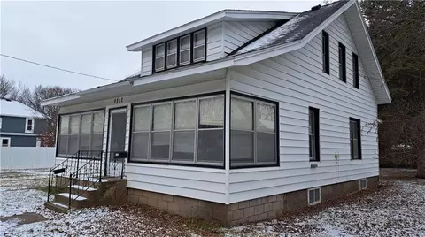 1009 Oak St #2, Bloomer, WI 54724