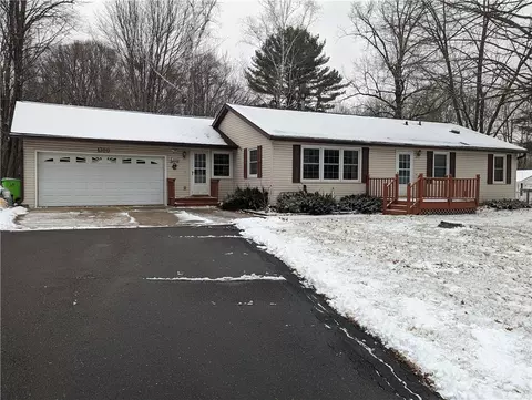 1320 Bridge St, Cornell, WI 54732