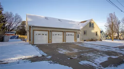 1921 Riggs St, Bloomer, WI 54724