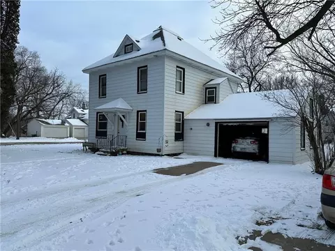 512 Maple St #1&2, Colfax, WI 54730