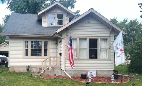 509 Menasha Ave E, Ladysmith, WI 54848