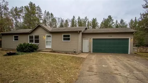 7735 Beulah Ln, Eau Claire, WI 54701