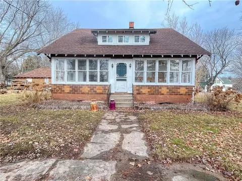 203 W 4th St, Haugen, WI 54841