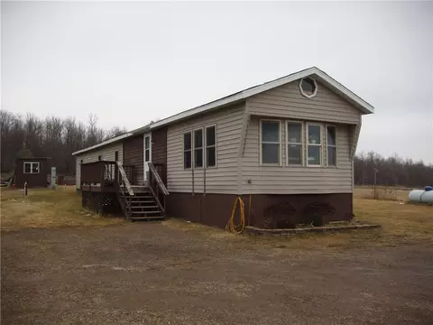 11049 Lakeview Dr, Butternut, WI 54514