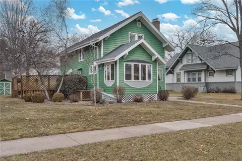 718 Miles St, Chippewa Falls, WI 54729