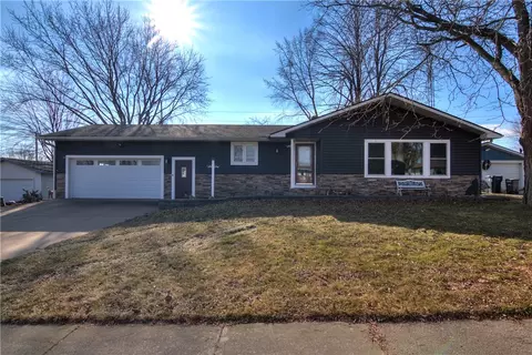 733 E Supple St, Boyd, WI 54726