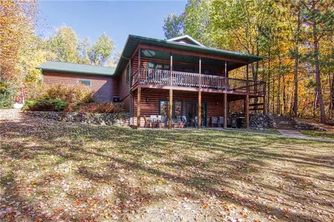 8614 N North Woods Trl, Hayward, WI 54843
