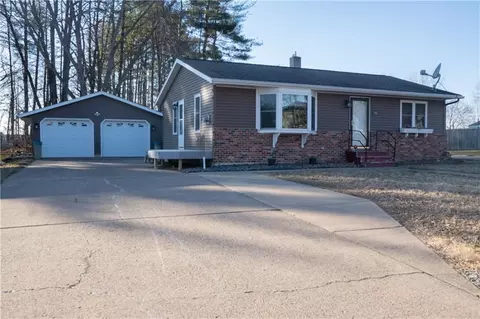 153 N Washington St, Mondovi, WI 54755