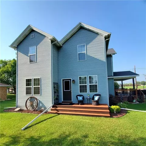 1136 Warren St, Chippewa Falls, WI 54729