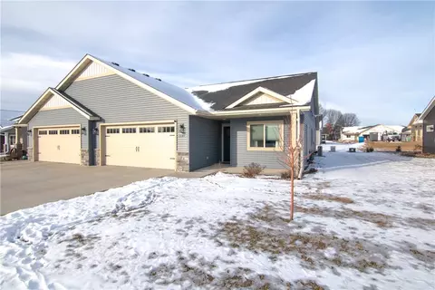 1597 Keanan Ln, Altoona, WI 54720