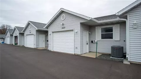 3527 Lever St #3527, Eau Claire, WI 54701