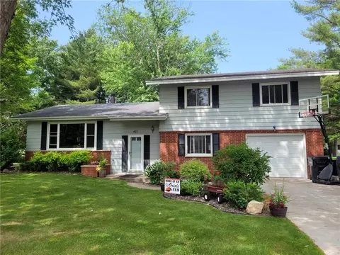421 Mckenzie St, Stanley, WI 54768