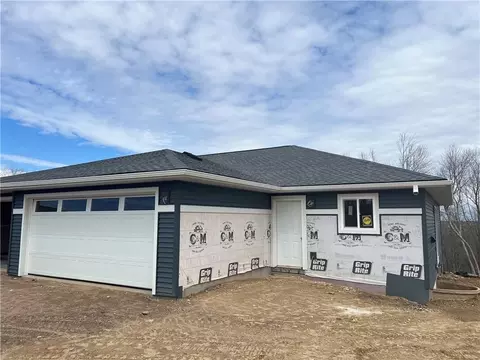 532 Hagman St #22, Eau Claire, WI 54703