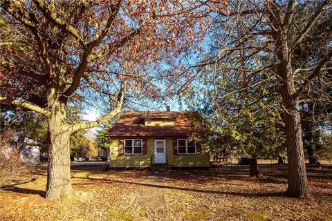 310 3rd Ave S, Dallas, WI 54733