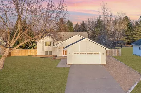 2033 Deblene Ln, Eau Claire, WI 54703