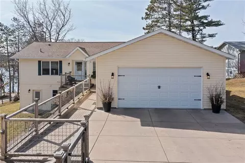 1095 Jeffery Blvd, Cumberland, WI 54829