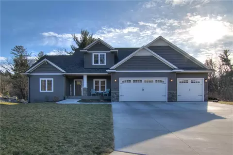 2305 Augusta Ct, Altoona, WI 54720