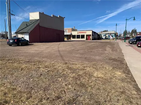 219 Division St, Park Falls, WI 54552