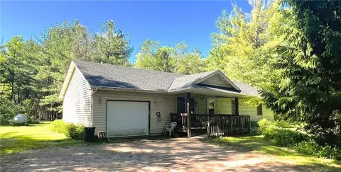 w9517 Port Arthur Road, Ladysmith, WI 54848