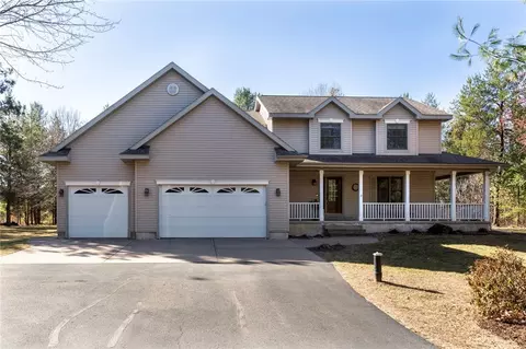 s8313 Oriole Drive, Eau Claire, WI 54701