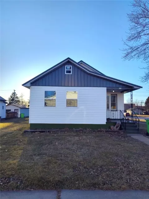 200 S 6th St, Cornell, WI 54732