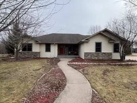 801 Jones Cir, Rice Lake, WI 54868