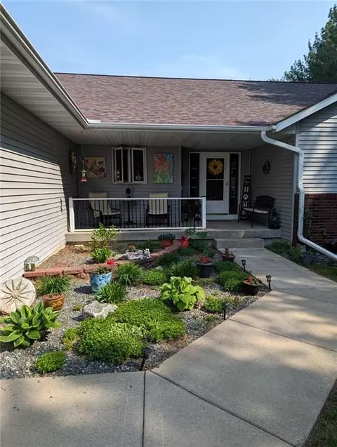 e5684 695th Avenue, Menomonie, WI 54751
