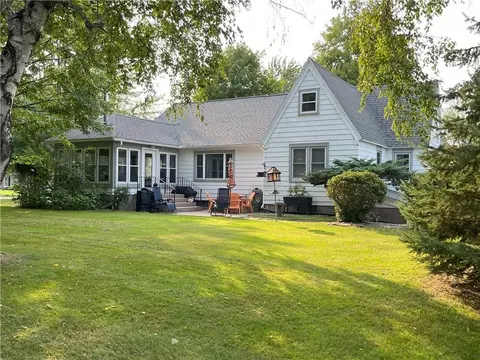 3505 N Hastings Way, Eau Claire, WI 54703