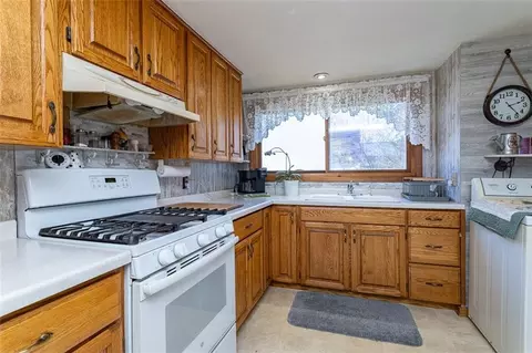 401 2nd St, Withee, WI 54498 photo 12