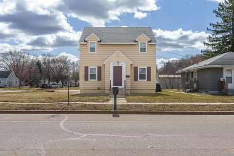 1005 Vine St, Eau Claire, WI 54703