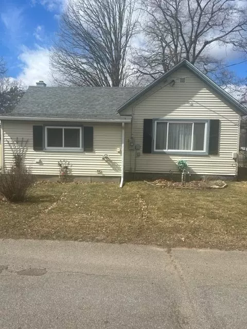120 E Barker St, Rice Lake, WI 54868
