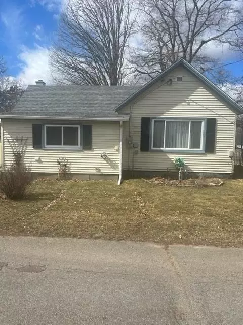 120 E Barker St, Rice Lake, WI 54868