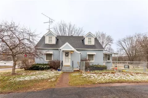 513 N Stone St, Augusta, WI 54722