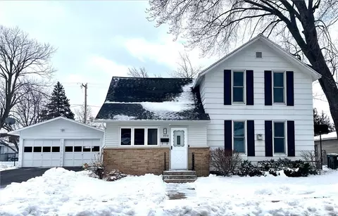 222 W Lincoln Ave, Fall Creek, WI 54742
